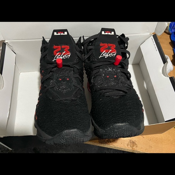 Lebron 17 Basketball Shoes - Picture 5 of 16